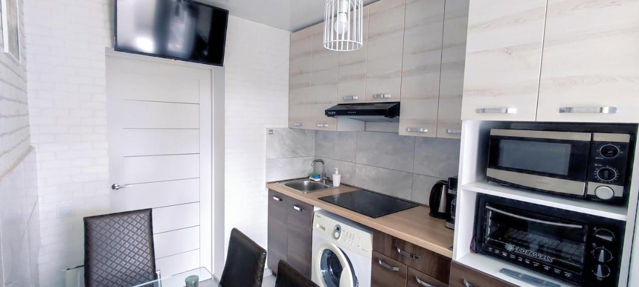 Large Apartment Near The Airport And City Center Chisinau Exterior foto